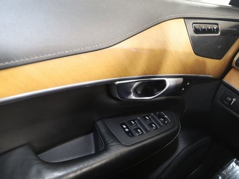 Used 2020 Volvo XC90 T6 Inscription image 31