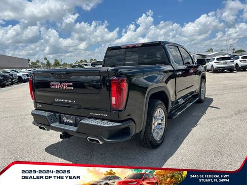 Used 2023 GMC Sierra 1500 Denali w/ Technology Package AWD/4WD image 5