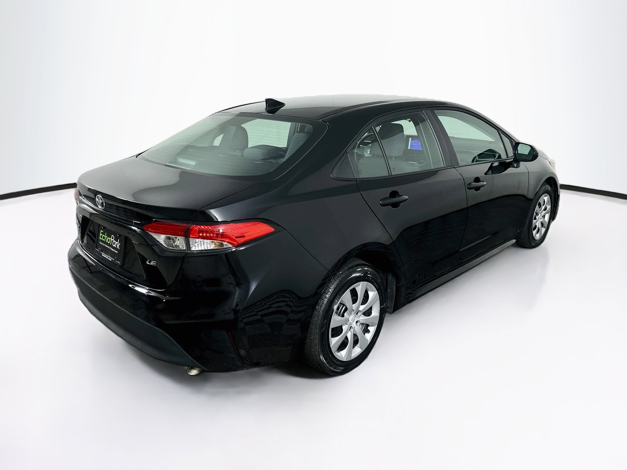 Used 2026 Toyota Corolla LE FWD image 9