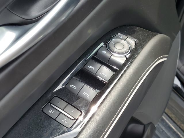 Used 2023 Cadillac Escalade Premium Luxury Platinum AWD/4WD image 11