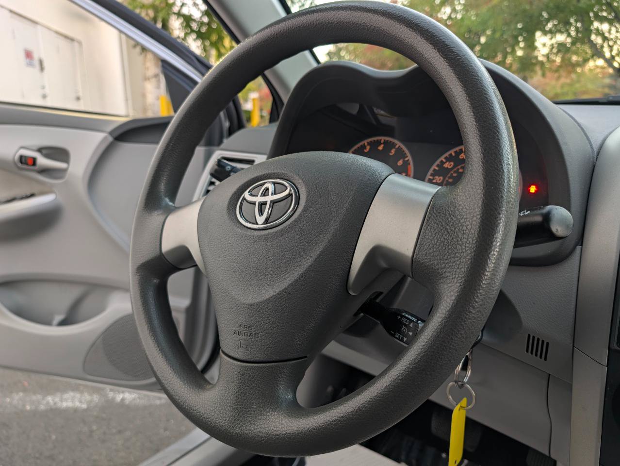 Used 2010 Toyota Corolla LE w/ LE EVP Pkg #1 FWD image 13