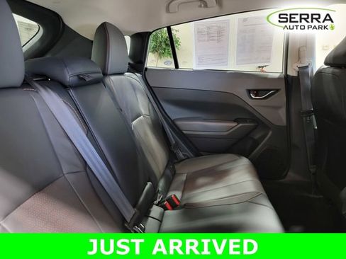 Used 2024 Subaru Crosstrek 2.5i Limited w/ Crosstrek Mirror Package AWD/4WD image 15
