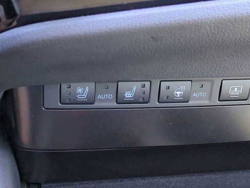 Used 2023 Lexus ES 350 w/ Ultra Luxury Package image 21