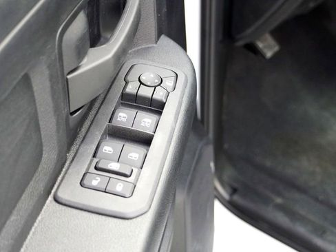 New 2026 RAM 2500 Tradesman AWD/4WD image 23