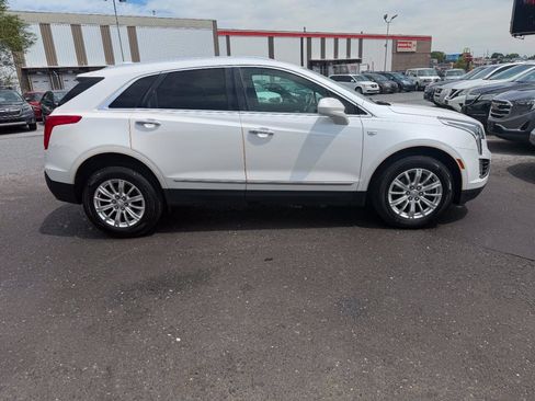 Used 2017 Cadillac XT5 FWD image 8