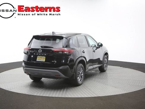 Used 2023 Nissan Rogue S AWD/4WD image 34