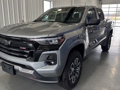 New 2025 Chevrolet Colorado Z71 w/ Technology Package image 3