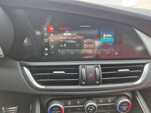 New 2025 Alfa Romeo Giulia AWD w/ Driving Assist Package image 20