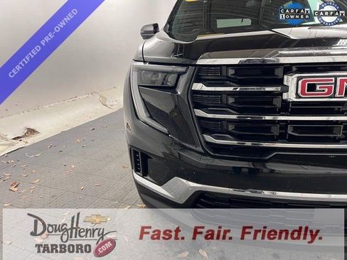 Certified 2025 GMC Acadia Elevation FWD image 10
