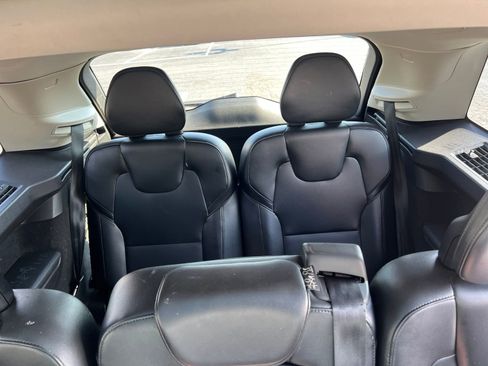 Used 2018 Volvo XC90 T5 Momentum w/ Convenience Package AWD/4WD image 21