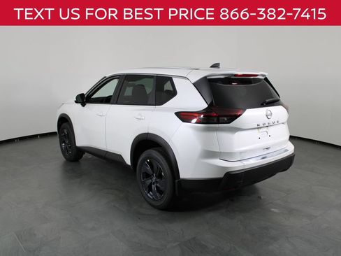 New 2026 Nissan Rogue SV FWD image 4