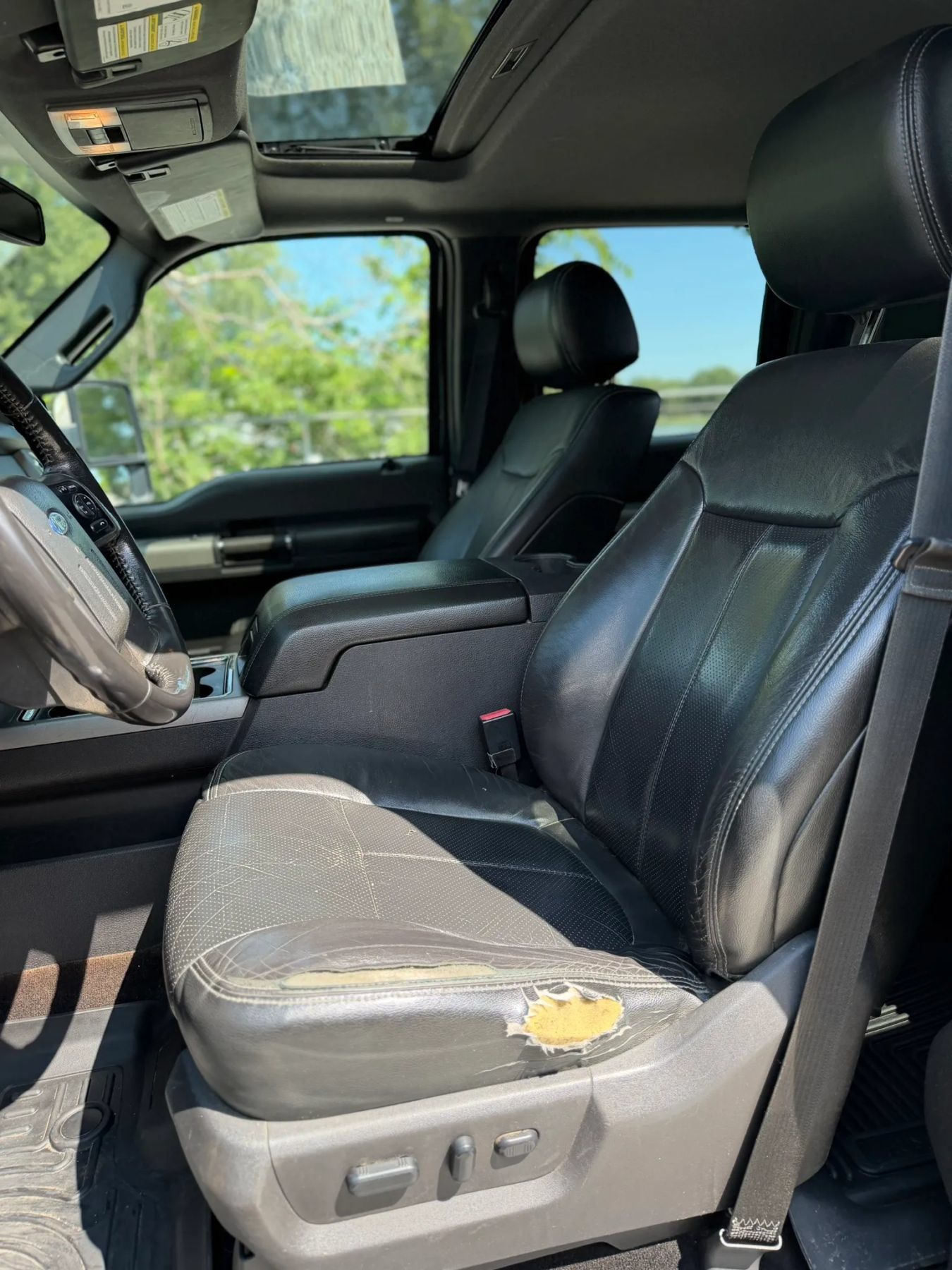 Used 2013 Ford F350 Lariat w/ Lariat Ultimate Pkg AWD/4WD image 12