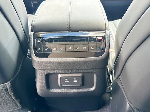 Used 2027 INFINITI QX60 Luxe w/ Cargo Package FWD image 28