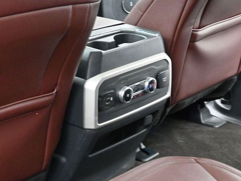 Used 2022 Ford Expedition Limited AWD/4WD image 34