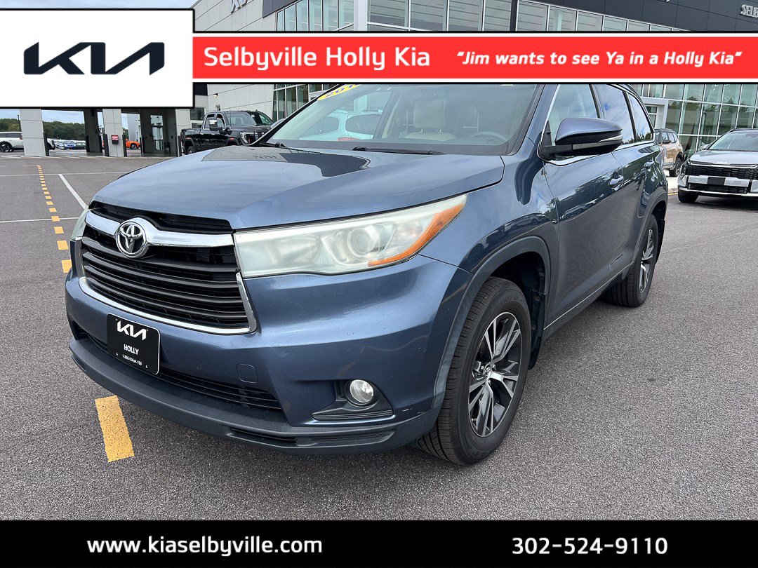Used 2021 Toyota Highlander Platinum AWD/4WD image 1