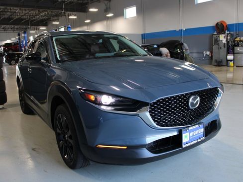 Used 2025 MAZDA CX-30 AWD 2.5 S w/ Preferred Package image 3