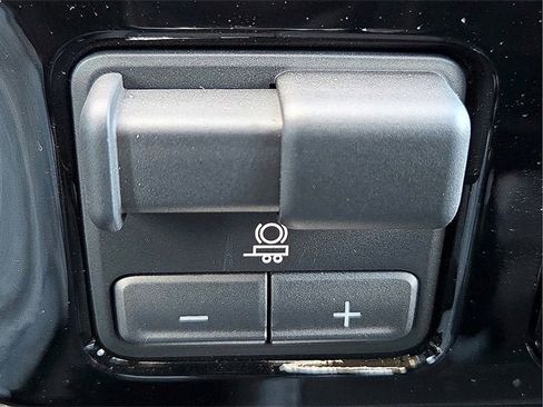 New 2025 Chevrolet Silverado 1500 RST image 20