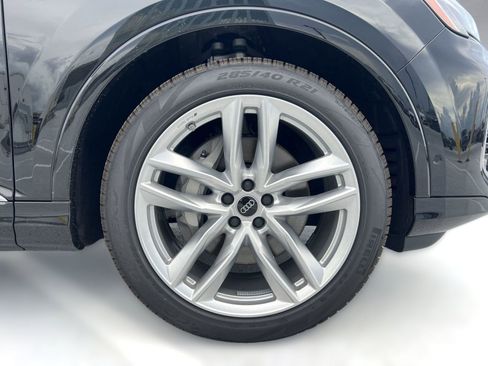New 2025 Audi Q7 3.0T Premium Plus image 11