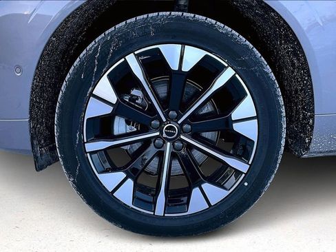 New 2026 Volvo XC60 B5 Plus w/ Climate Package image 13