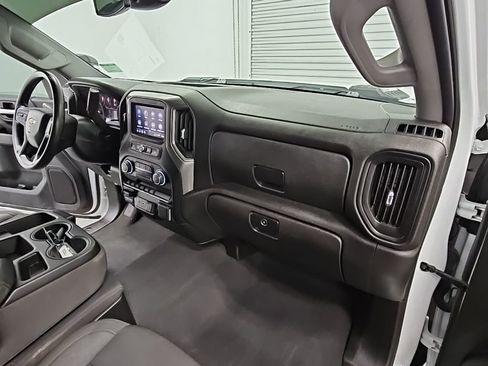 Used 2024 Chevrolet Silverado 2500 Custom w/ Custom Value Package image 31