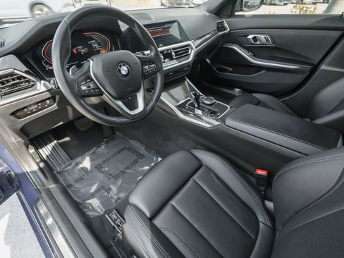 Used 2022 BMW 330i Sedan w/ Premium Package image 7