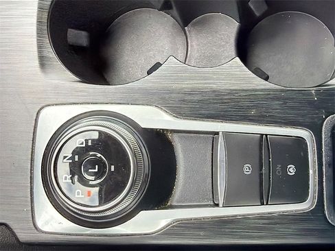 Used 2023 Ford Escape Platinum image 19