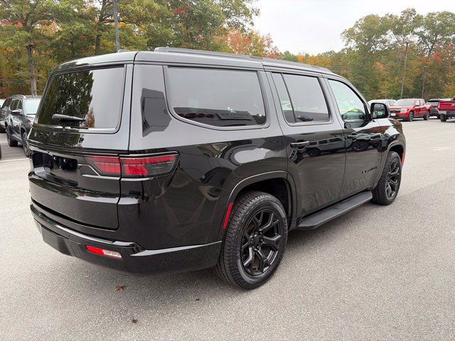 Used 2023 Jeep Wagoneer Series II AWD/4WD image 6
