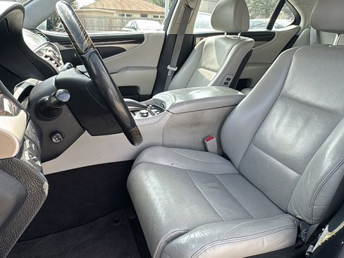 Used 2013 Lexus LS 460 L w/ Preferred Accessory Package image 14