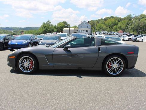 Used 2010 Chevrolet Corvette Coupe w/ 1LT RWD image 6