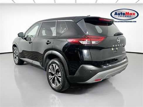 Used 2023 Nissan Rogue SV image 5