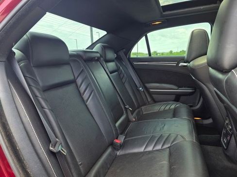 Certified 2023 Chrysler 300 C RWD image 15