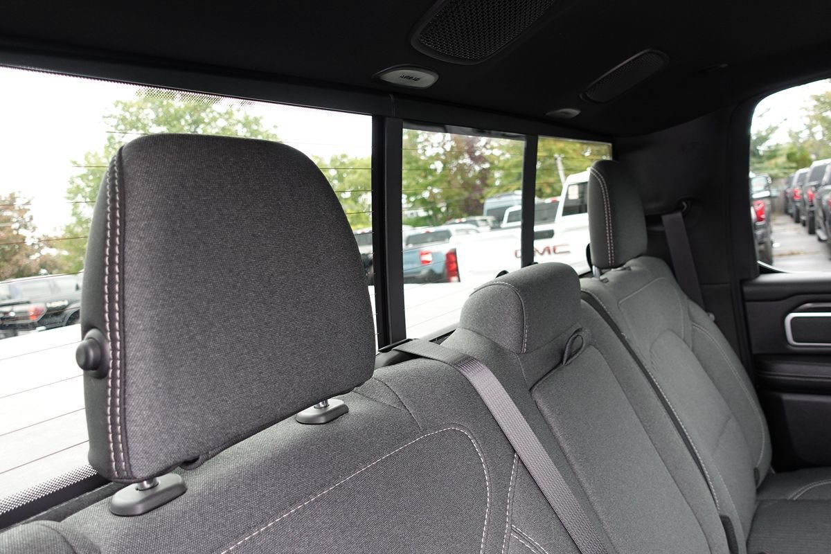 Used 2020 RAM 1500 Big Horn AWD/4WD image 31