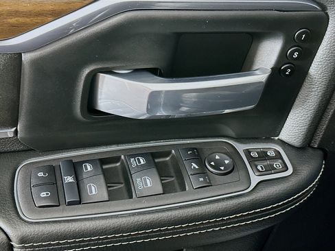 Used 2024 RAM 2500 Laramie w/ Safety Group image 15