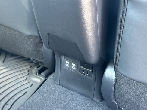 New 2026 Toyota Prius Plug-In Hybrid FWD image 19