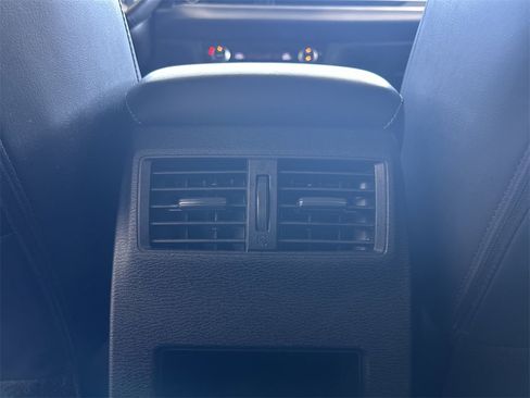 Used 2024 Mitsubishi Outlander SE image 36