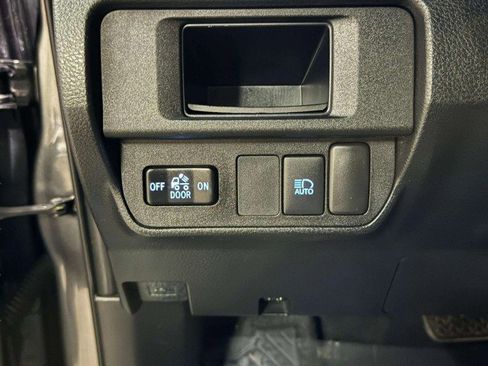 Used 2019 Toyota Tacoma SR5 image 43