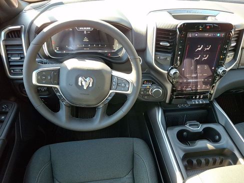 New 2026 RAM 1500 Big Horn AWD/4WD image 8