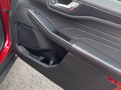 Used 2024 Ford Escape ST-Line image 20