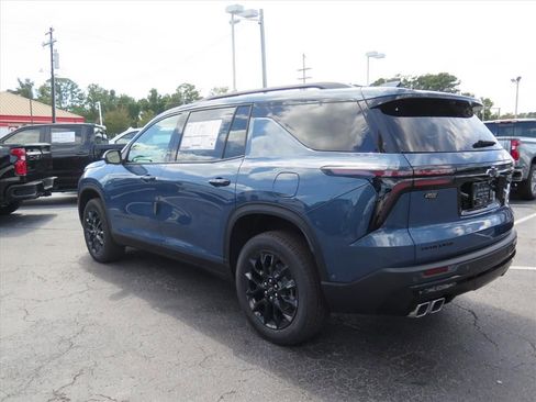 New 2026 Chevrolet Traverse LT w/ Enhanced Driving Package image 5