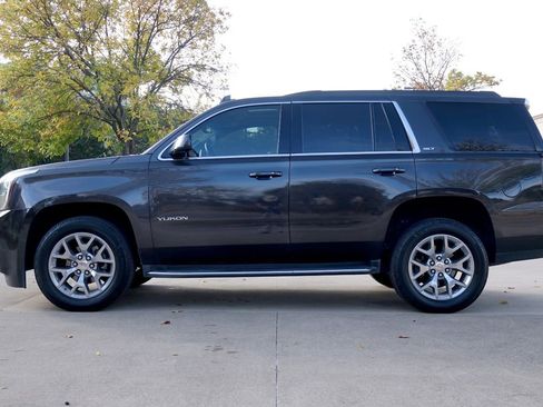 Used 2018 GMC Yukon SLT w/ Open Road Package image 15