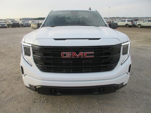 New 2026 GMC Sierra 1500 Elevation image 12