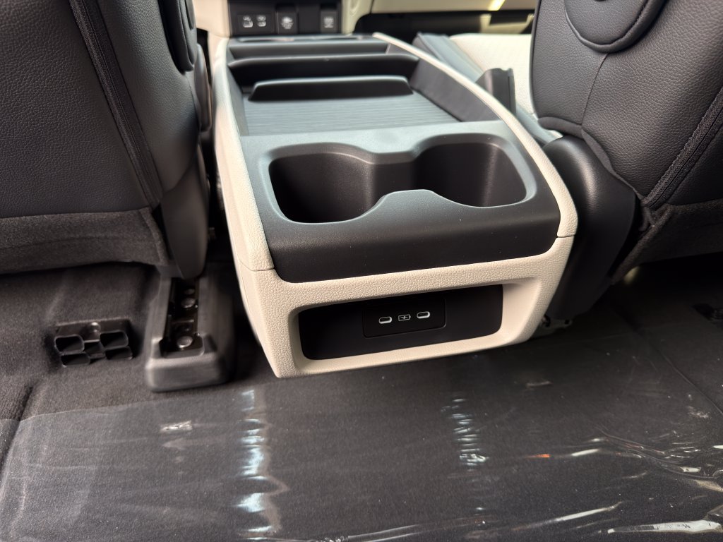 New 2027 Honda Odyssey Elite image 40