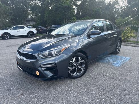 Used 2021 Kia Forte LXS image 3