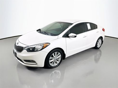 Used 2015 Kia Forte EX image 3