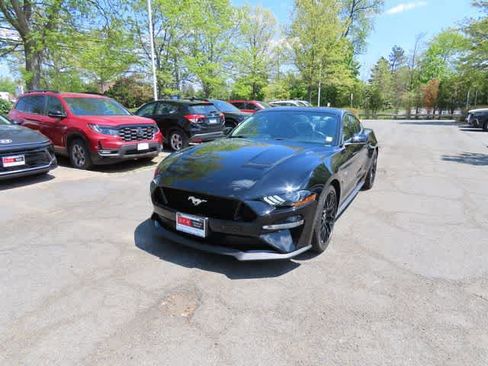 Used 2018 Ford Mustang GT Premium w/ GT Performance Package RWD image 1