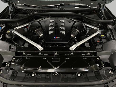 Certified 2023 BMW X7 M60i w/ Executive Package image 14