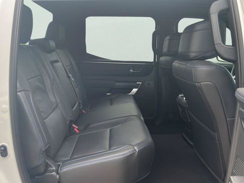 Used 2024 Toyota Tundra Platinum AWD/4WD image 19