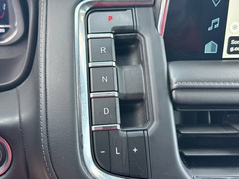 Used 2024 Chevrolet Tahoe LT RWD image 34