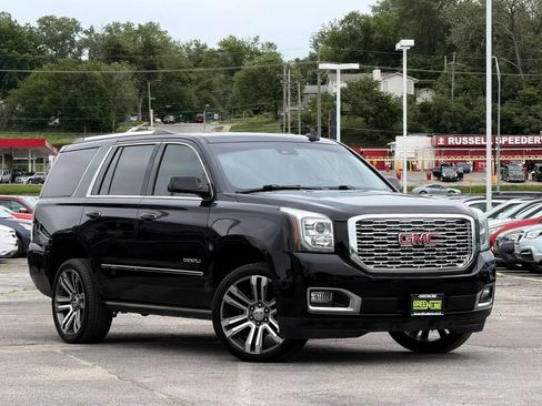 Used 2018 GMC Yukon Denali w/ Denali Ultimate Package AWD/4WD image 1