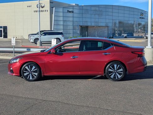 Certified 2021 Nissan Altima 2.5 SL image 3